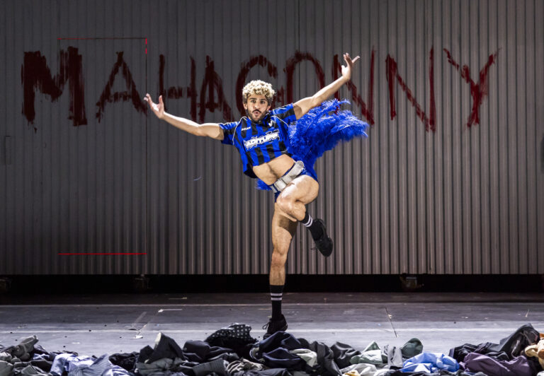 Rise and Fall of the City of Mahagonny – ENO ★★★★