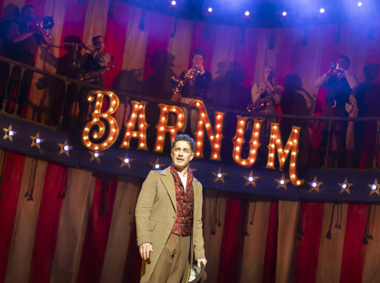 Barnum – The Circus Musical ★★★