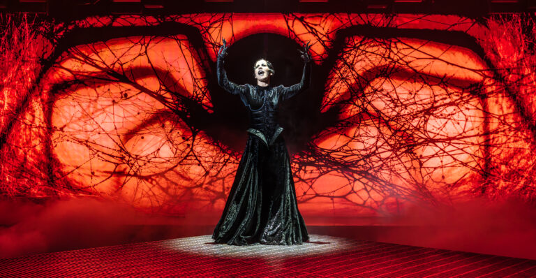 Kiss of The Spider Woman ★★★★★